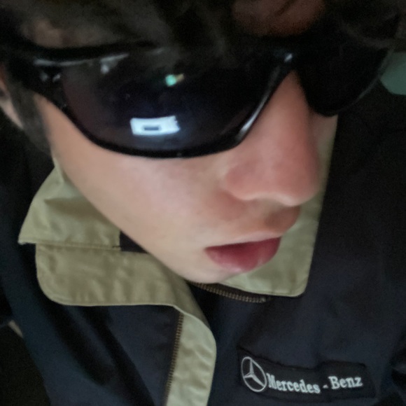 Meet your Posher, David - Picture 1 of 1